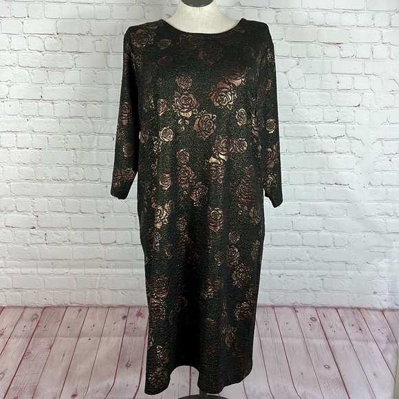 Dresses & Skirts - Serengeti Black Bronze Brown Rose Print 3/4 Sleeve Shift Dress Stretch Size 1X